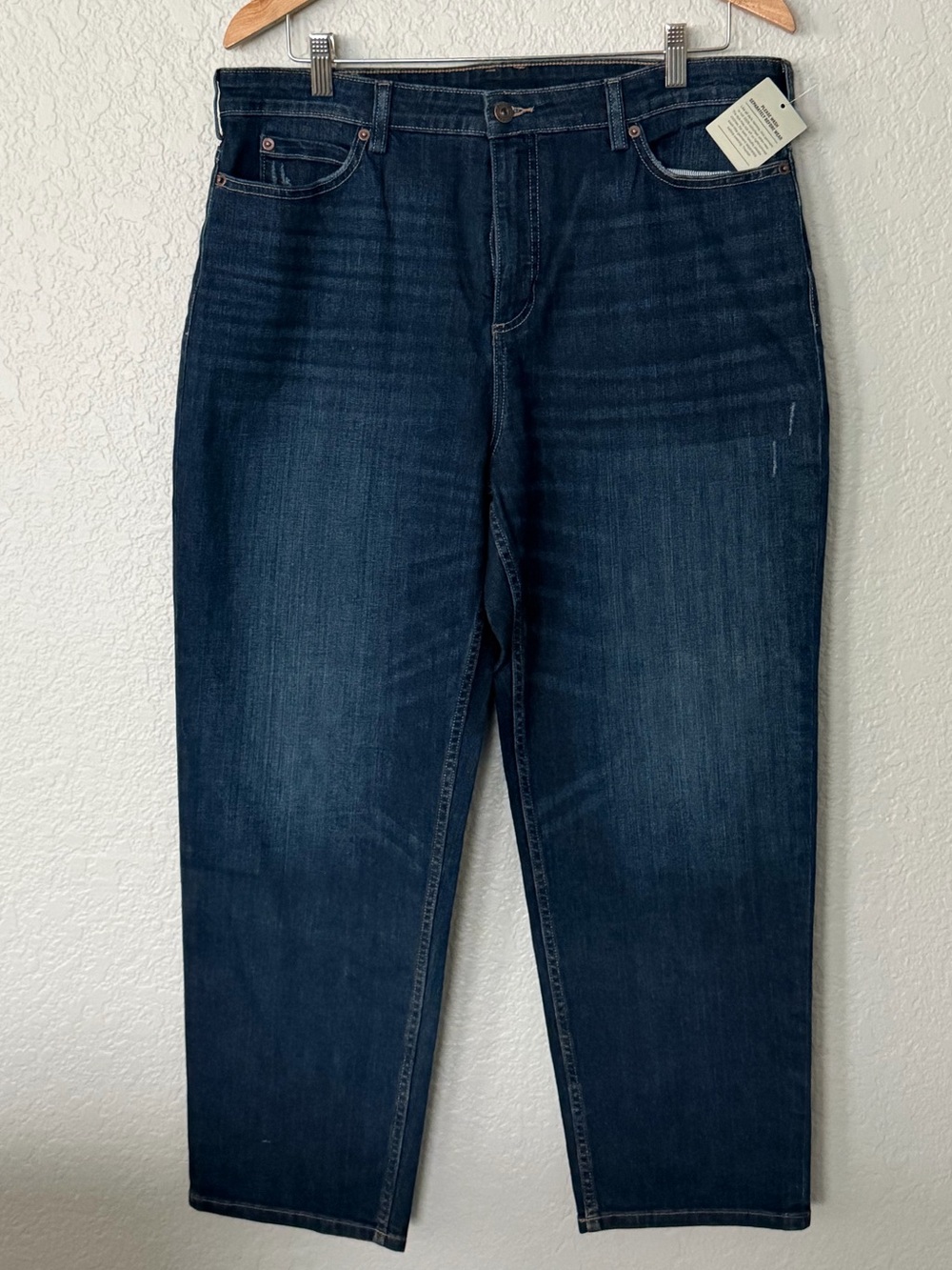 Duluth Trading Co Dark Indigo High-Rise Relaxed Straight Jeans Size 16